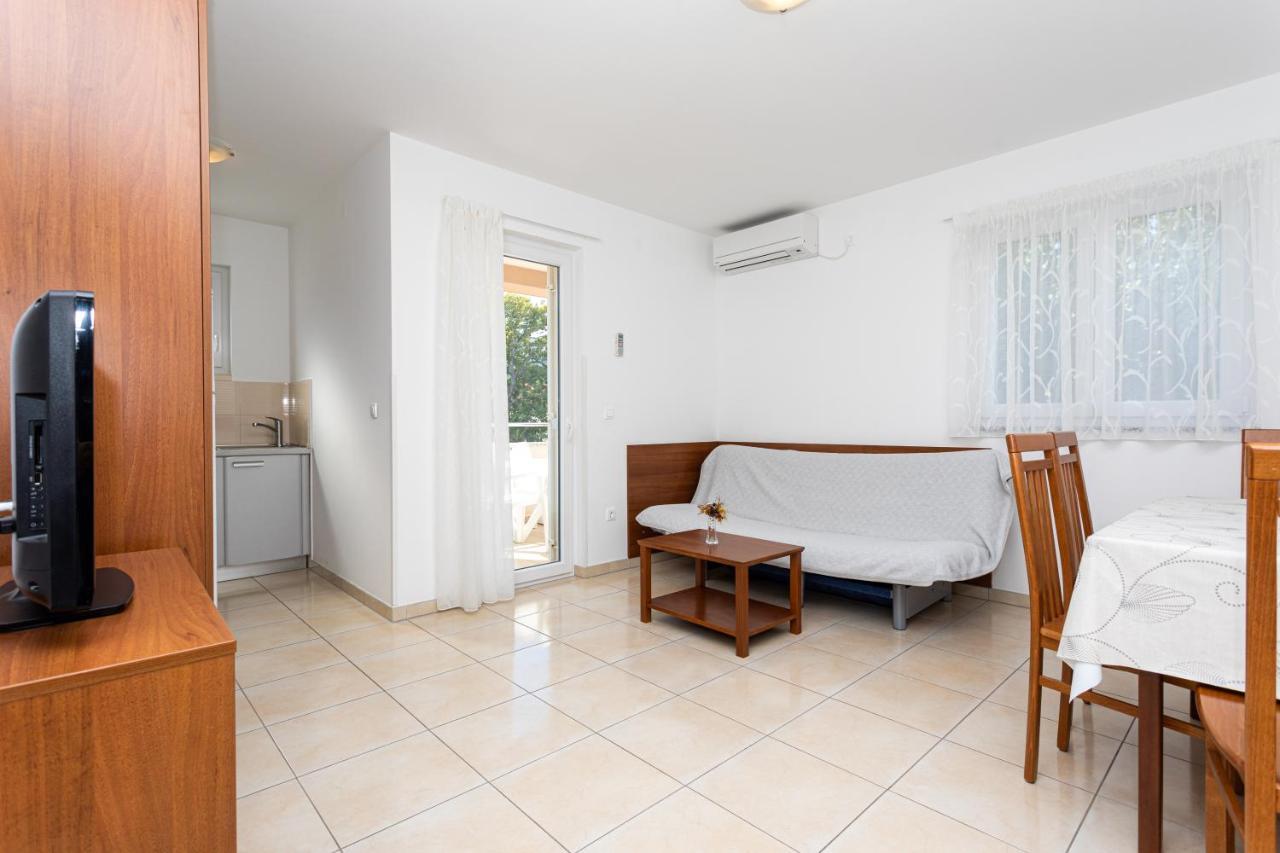 Crnekovic V Apartament *