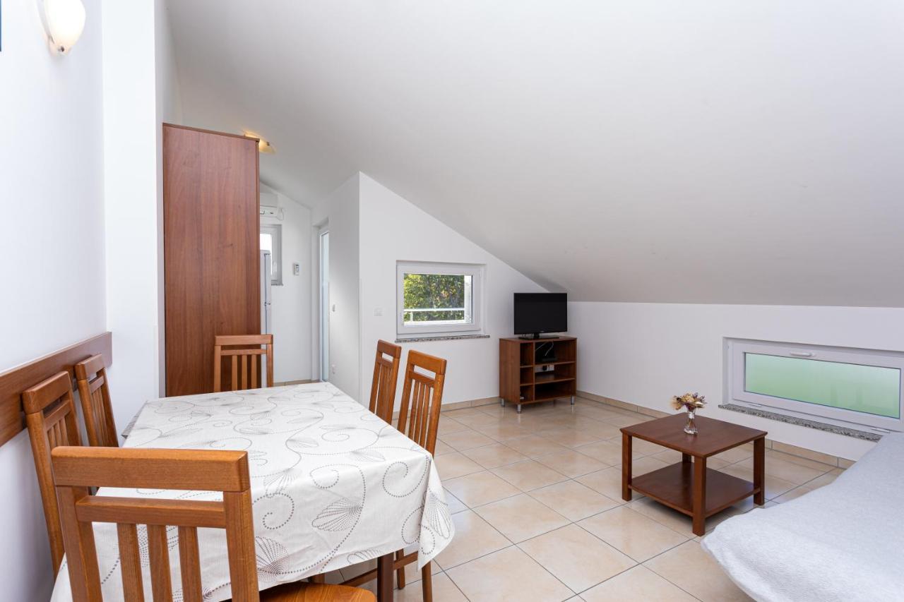 Crnekovic V Apartament