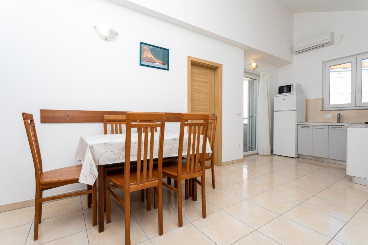 Crnekovic V Apartament *